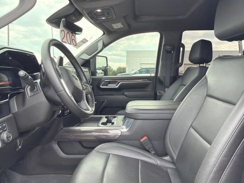 Used 2025 Chevrolet Silverado 2500 LTZ w/ Trail Boss Package AWD/4WD image 13