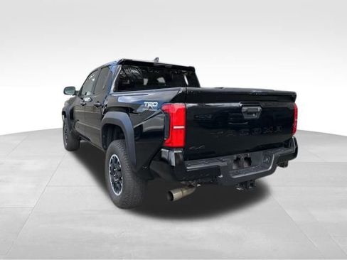 Used 2024 Toyota Tacoma TRD Sport image 9