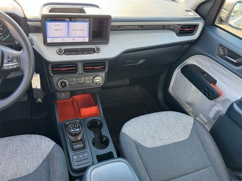 Used 2022 Ford Maverick XLT image 16