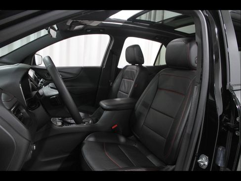 Used 2023 Chevrolet Equinox RS w/ RS Leather Package AWD/4WD image 5