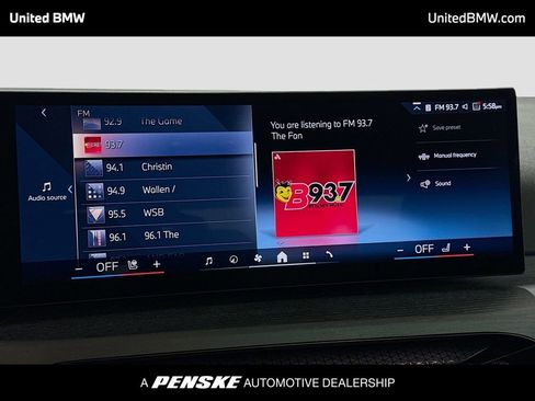 Used 2025 BMW 330i Sedan image 8