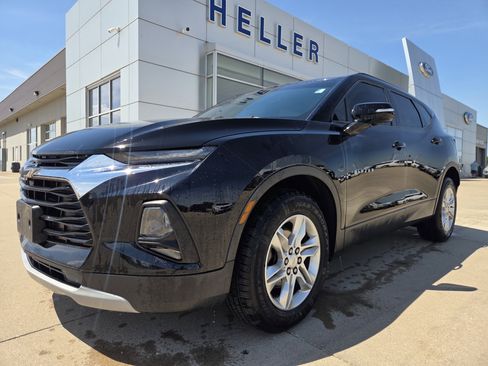 Used 2020 Chevrolet Blazer LT FWD image 3