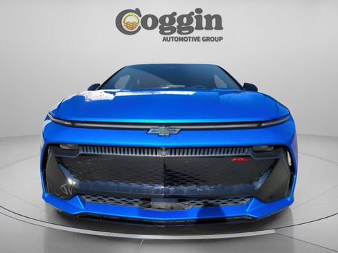 New 2026 Chevrolet Equinox EV RS image 3