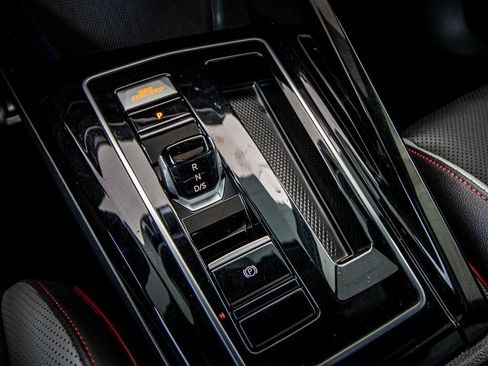 Used 2023 Volkswagen GTI SE w/ SE Leather Package image 39