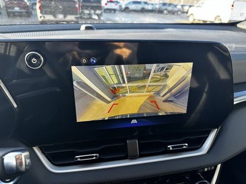 New 2026 Chevrolet Equinox LT image 4