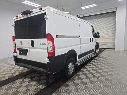 Used 2025 RAM ProMaster 2500 w/ U-Haul Equipment Group FWD image 3