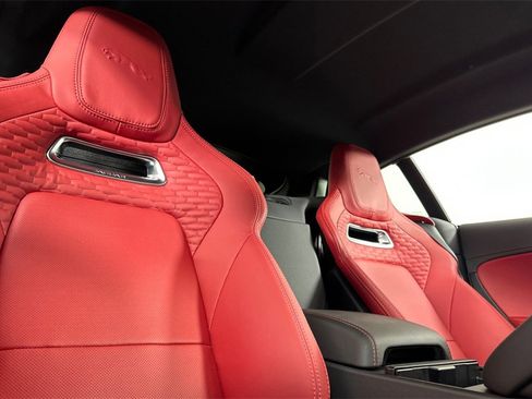 Used 2022 Jaguar F-TYPE Coupe image 15
