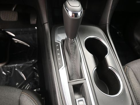 Used 2018 Chevrolet Equinox LT image 14