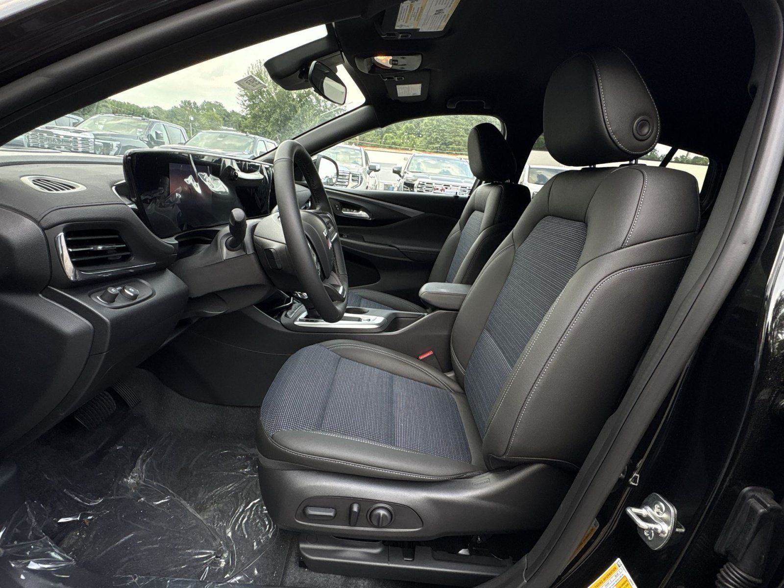 New 2026 Buick Envista Sport Touring w/ Convenience I Package FWD image 13