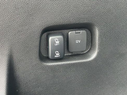 Used 2024 Ford Edge Titanium image 33