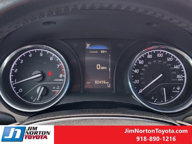 Used 2018 Toyota Camry SE w/ Moonroof Package FWD image 17
