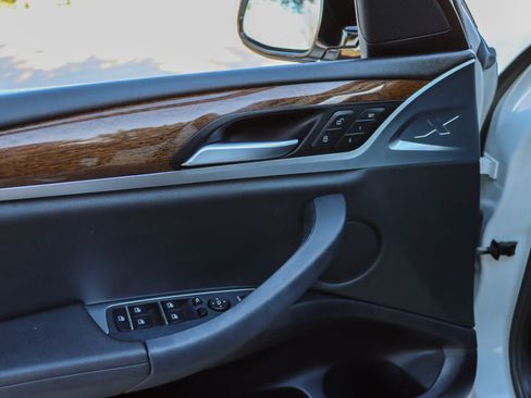 Used 2019 BMW X3 sDrive30i w/ Driving Assistance Package image 15