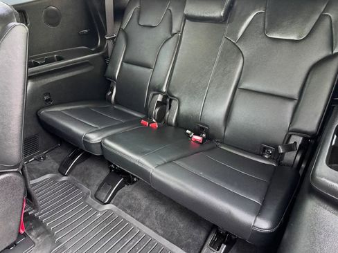 Used 2023 Kia Telluride SX Prestige image 25