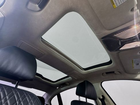 Used 2020 BMW M760i xDrive w/ Luxury Rear Seating Package image 21