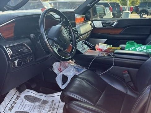 Used 2019 Lincoln Navigator L Reserve AWD/4WD image 18