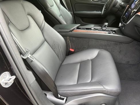 Certified 2025 Volvo V60 B5 Cross Country Plus image 14