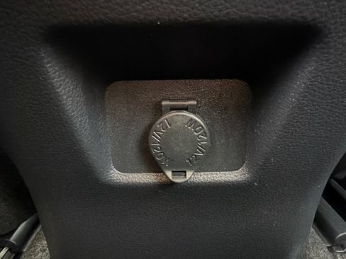 Certified 2025 Toyota RAV4 LE AWD/4WD image 18