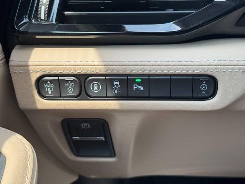 Certified 2026 Acura MDX SH-AWD w/ Advance Package image 23