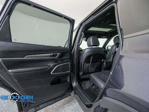 Used 2025 Kia Telluride EX X-Line AWD/4WD image 25