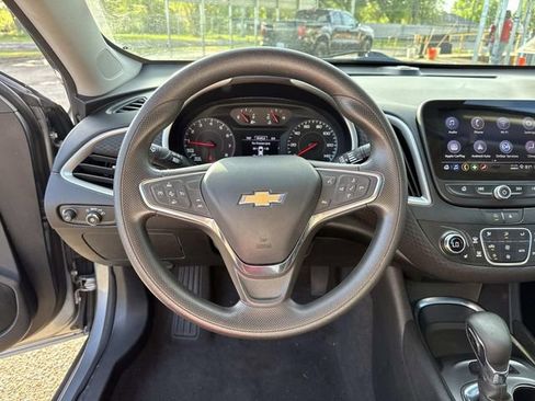 Used 2024 Chevrolet Malibu LT FWD image 43