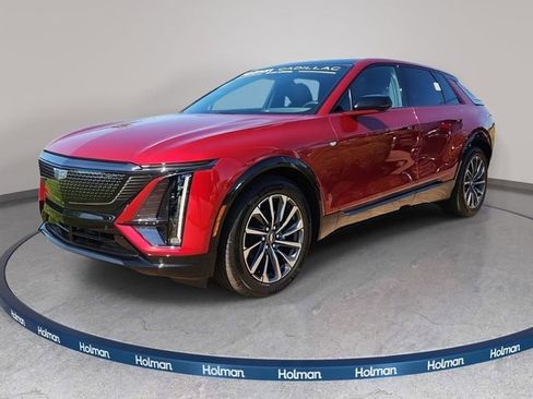 New 2026 Cadillac Lyriq Sport image 1