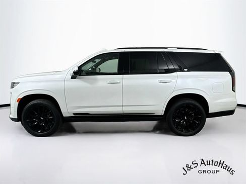 Used 2024 Cadillac Escalade Sport Platinum w/ LPO, ONYX Package AWD/4WD image 4