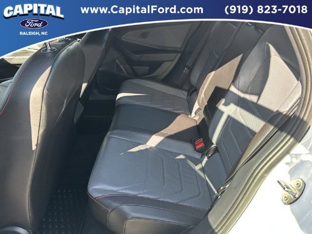 Used 2025 Volkswagen Jetta GLI Autobahn w/ GLI Black Package FWD image 18