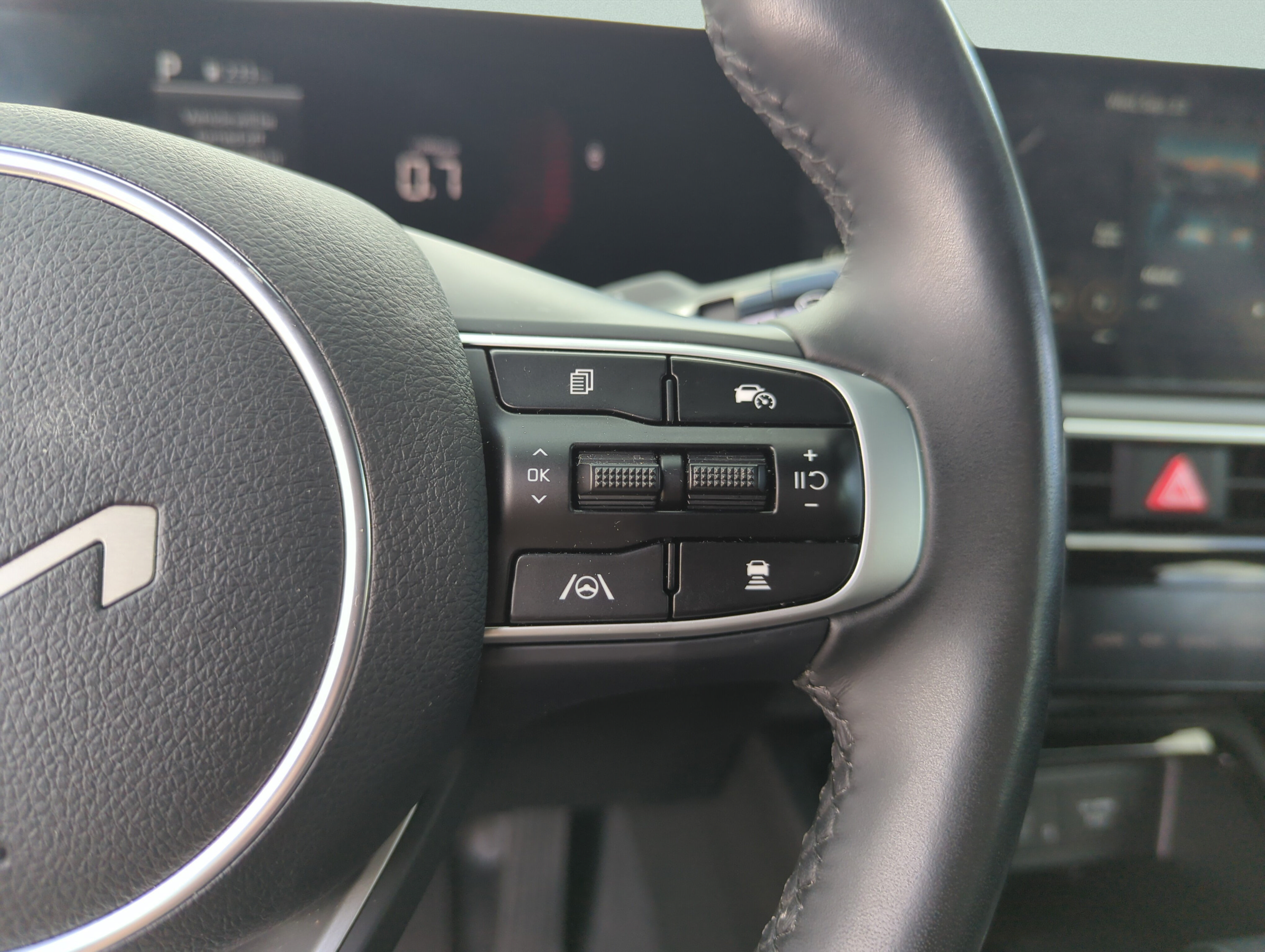 Certified 2026 Kia K5 GT-Line w/ GT-Line Premium Package AWD/4WD image 32