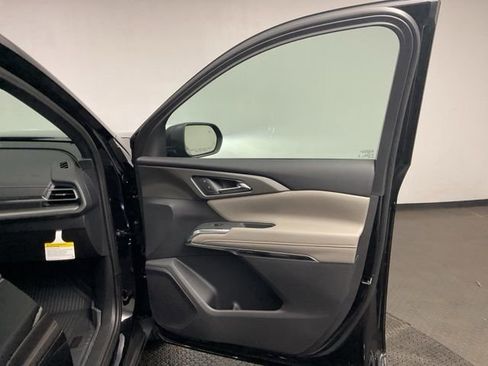 New 2026 Chevrolet Traverse LT FWD image 22