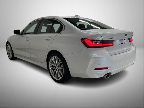 Used 2024 BMW 330i xDrive Sedan w/ Convenience Package image 6