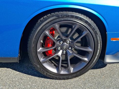 Used 2023 Dodge Challenger GT w/ Performance Handling Group image 8