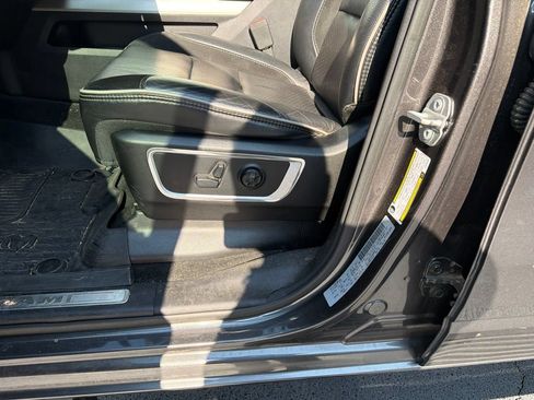 Used 2020 RAM 1500 Laramie AWD/4WD image 10