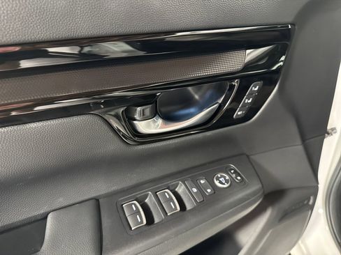 Used 2025 Honda CR-V Sport Touring image 27
