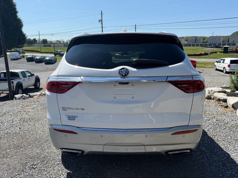 Used 2022 Buick Enclave Premium AWD/4WD image 6