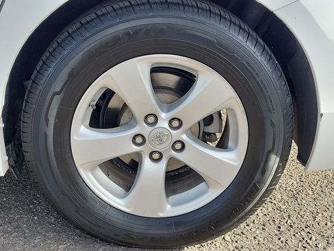 Used 2012 Toyota Sienna LE w/ Towing Pkg image 22