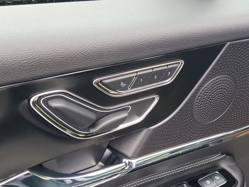 New 2026 Lincoln Corsair Premiere image 9