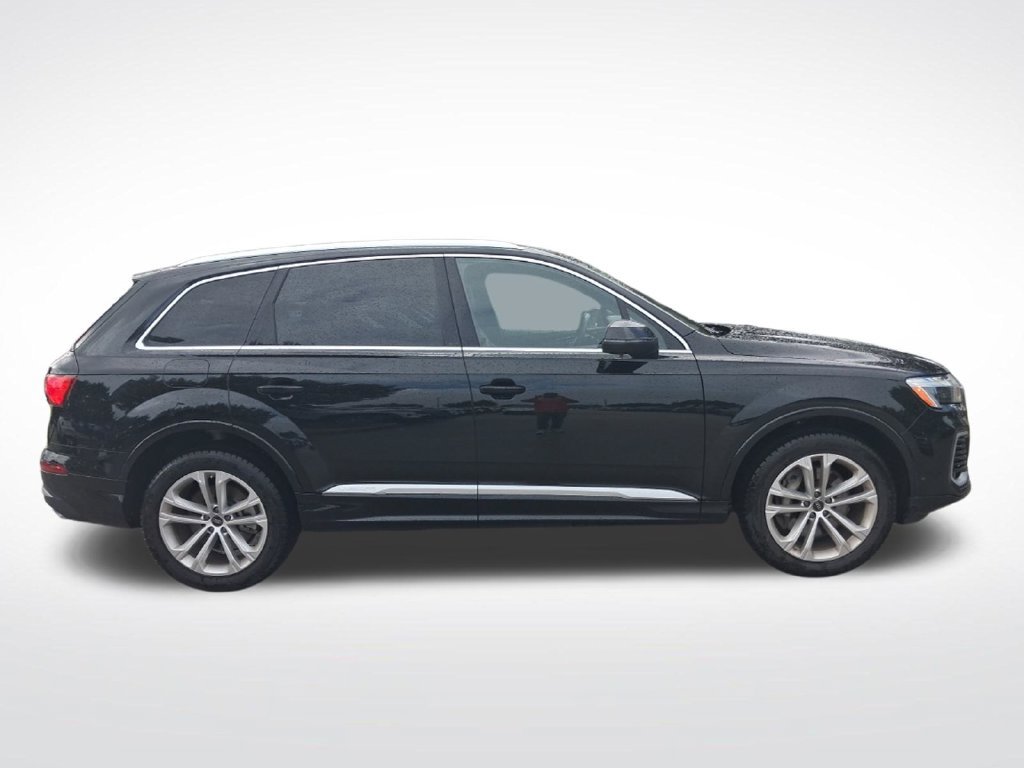 Used 2025 Audi Q7 3.0T Premium Plus AWD/4WD image 4