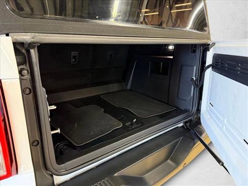 Certified 2022 Ford Bronco Black Diamond w/ Sasquatch Package image 7