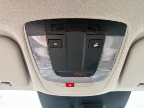Used 2023 Kia Niro Wind w/ Wind Preserve Package FWD image 26