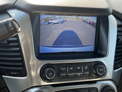 Used 2018 Chevrolet Tahoe Premier AWD/4WD image 27