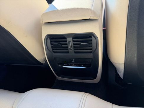 Used 2024 BMW 430i Convertible image 27