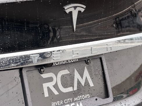 Used 2013 Tesla Model S Performance image 13