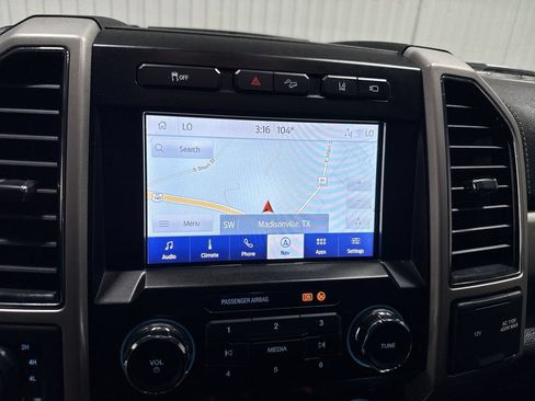 Used 2020 Ford F250 Lariat w/ Lariat Value Package AWD/4WD image 14