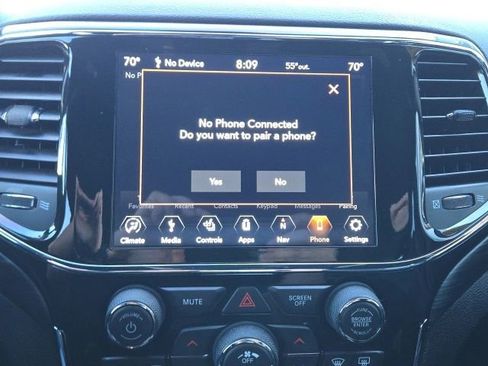 Used 2022 Jeep Grand Cherokee Laredo X AWD/4WD image 39