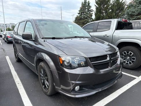 Used 2019 Dodge Grand Caravan GT FWD image 4