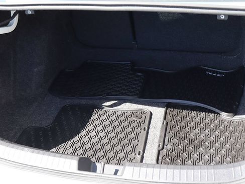 Used 2019 Volkswagen Jetta SE FWD image 24
