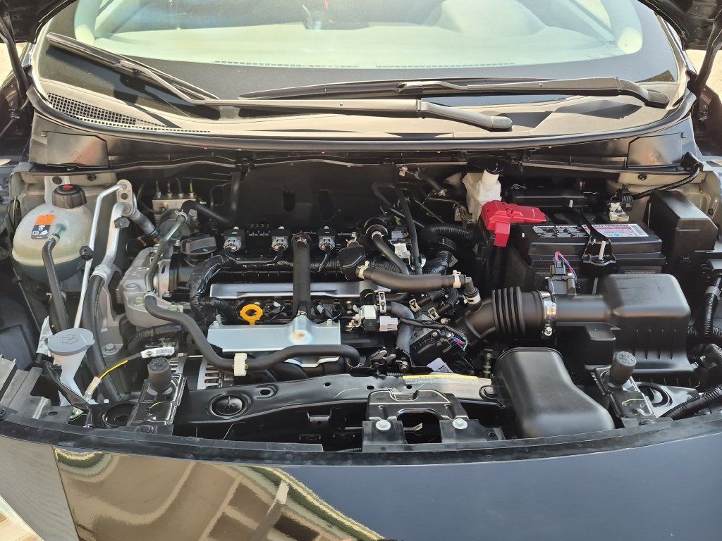 Certified 2025 Nissan Versa SR w/ Trunk Package FWD image 31