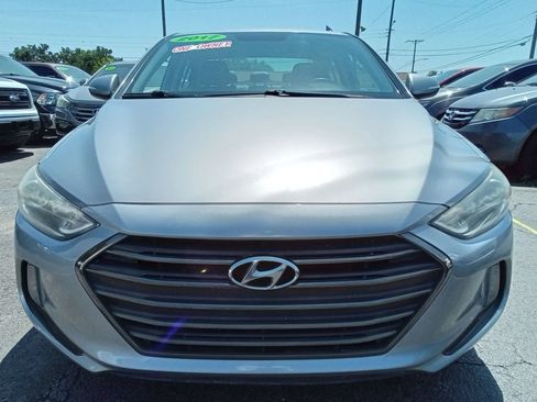 Used 2017 Hyundai Elantra Limited FWD image 2