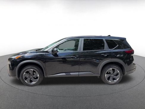 Used 2025 Nissan Rogue SV FWD image 9