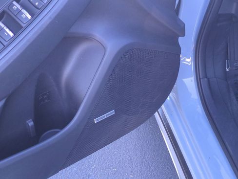 Used 2023 Subaru Crosstrek Hybrid w/ Moonroof Package w/Navigation image 17